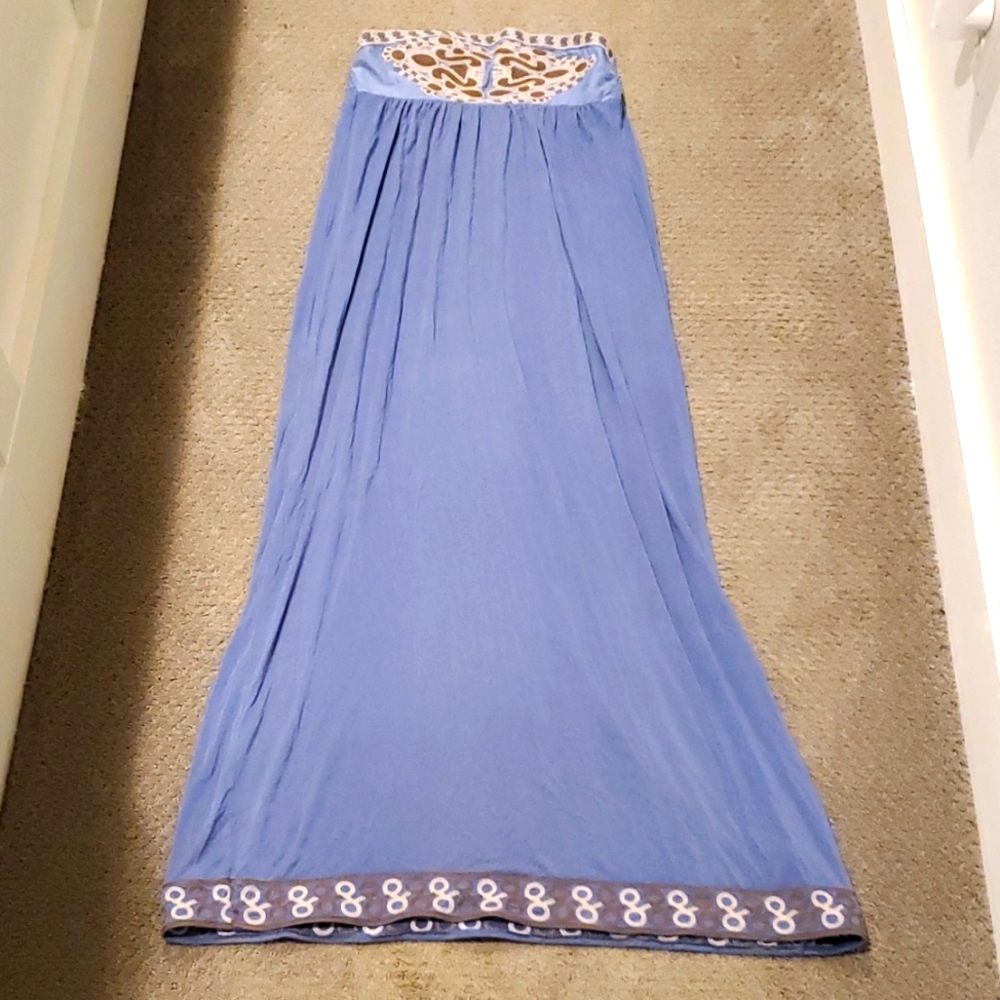 NEW Embroidered STRAPLESS dress. THEME BRAND BOHO MAXI